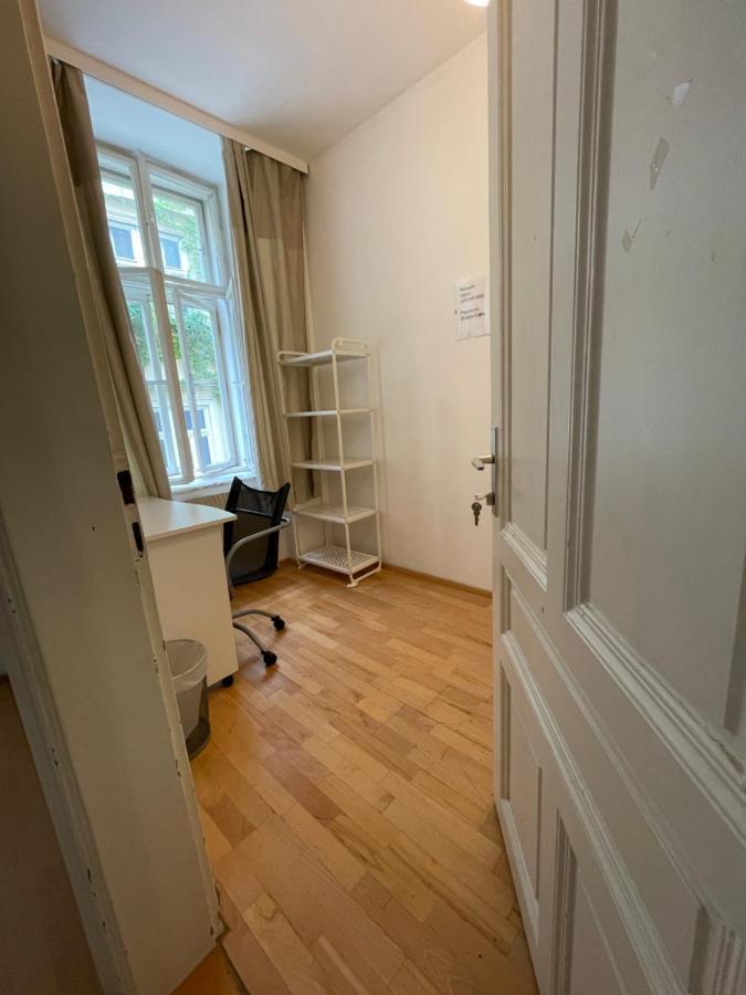 City Apartment And Rooms Wenen Buitenkant foto
