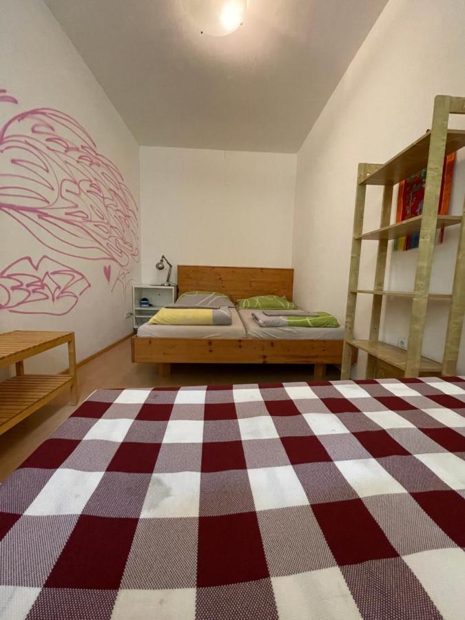 City Apartment And Rooms Wenen Buitenkant foto