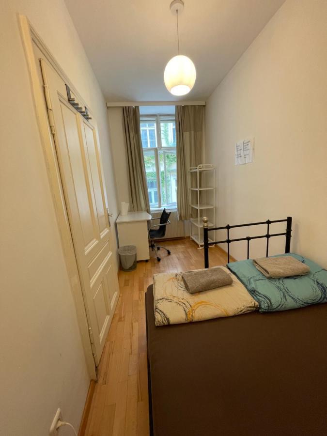 City Apartment And Rooms Wenen Buitenkant foto