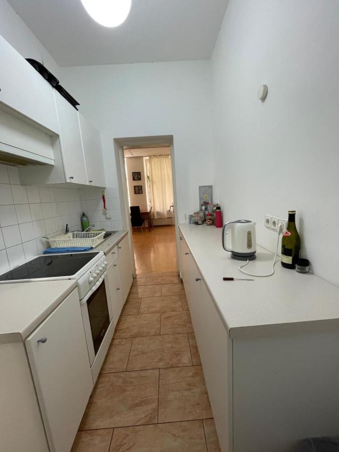 City Apartment And Rooms Wenen Buitenkant foto