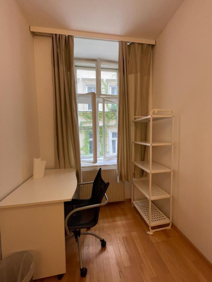 City Apartment And Rooms Wenen Buitenkant foto